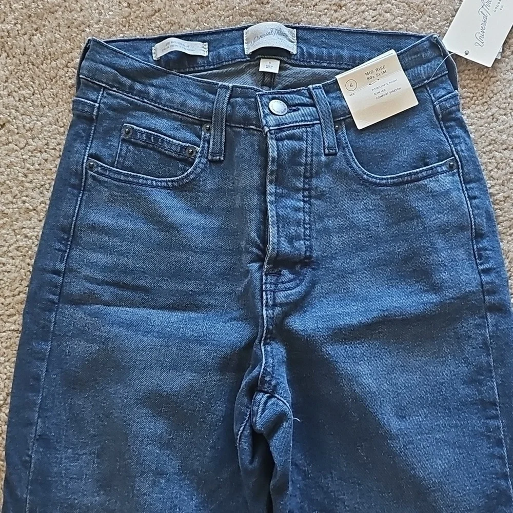 Universal Thread Womens Mid-Rise Slim Fit 80s Jeans - Size 6
